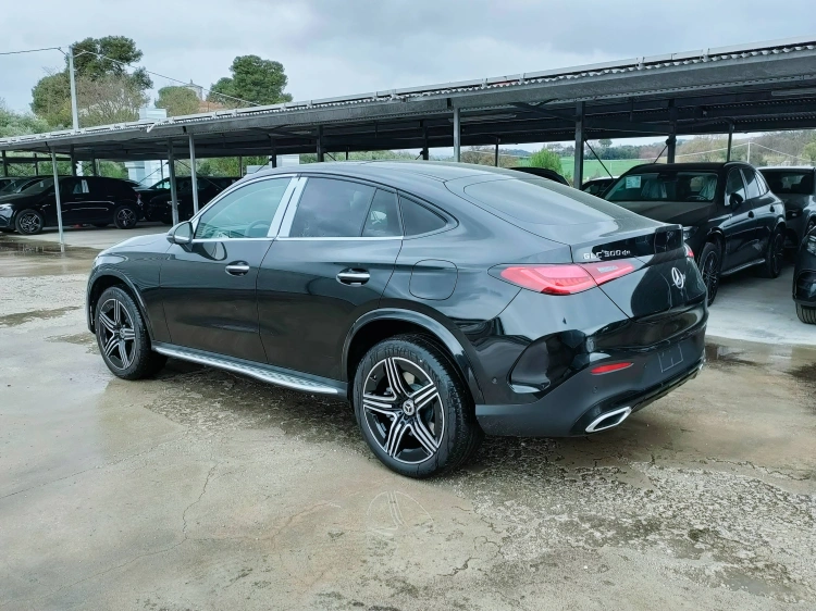 4 - Mercedes-Benz GLC 300 de 4Matic Plug-in Hybrid Coupe