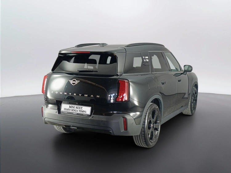 4 - MINI Countryman Mini Countryman 2.0 48V D Classic auto