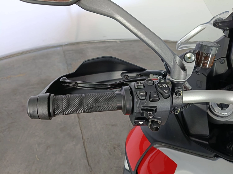 7 - Ducati Multistrada multistrada V4s Ralyye travel  radar