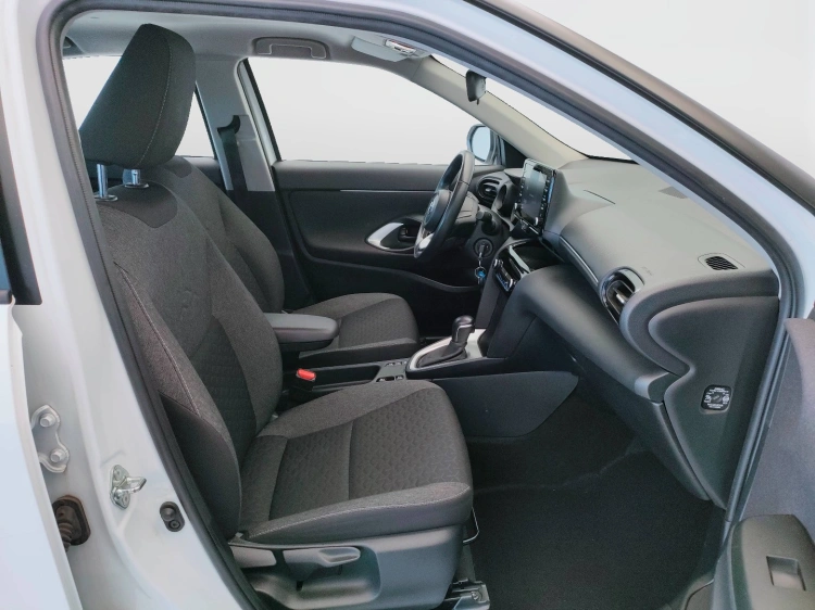 13 - Toyota Yaris Cross Yaris Cross 1.5h Active fwd 116cv e-cvt