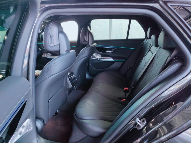 7 - Mercedes-Benz Classe E 220 d 4MATIC Station Wagon