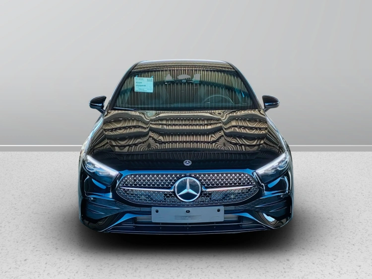 2 - Mercedes-Benz Classe A 180 d Automatic