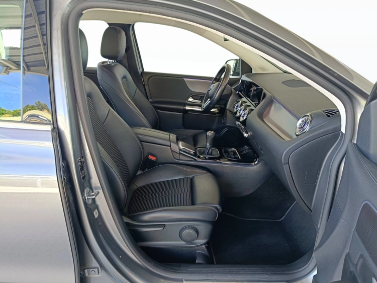 11 - Mercedes-Benz Classe B 180 d Sport Plus