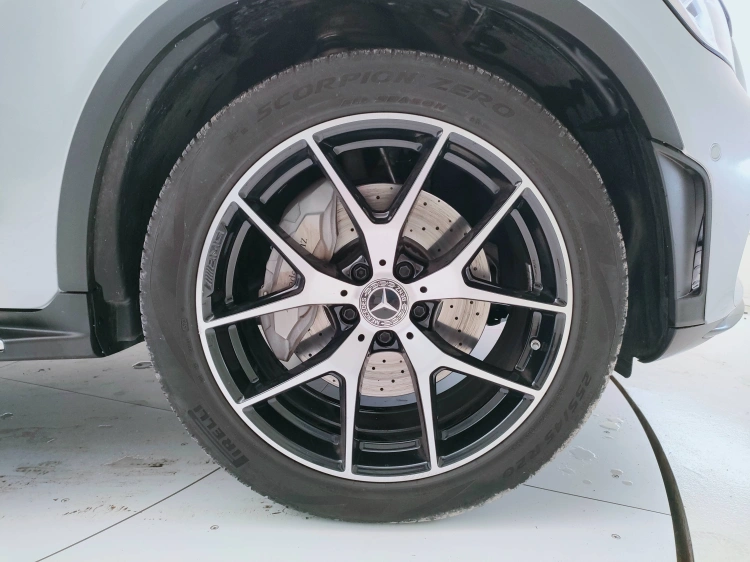 8 - Mercedes-Benz GLC Coupe 300 de phev (eq-power) Night Edition 4matic auto