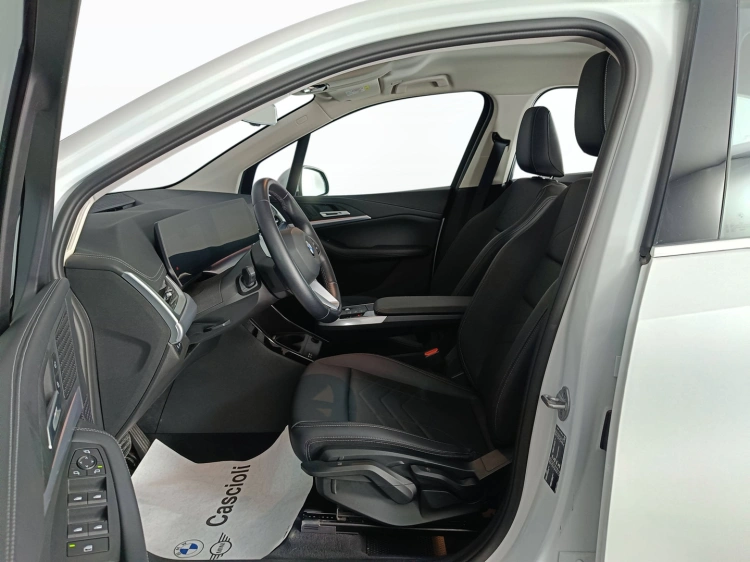 8 - BMW Serie 2 218d Active Tourer Luxury auto