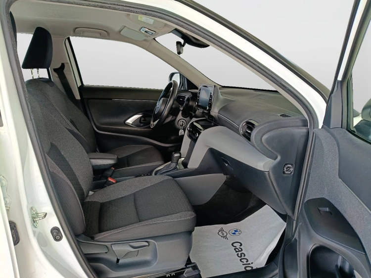 11 - Toyota Yaris Cross Yaris Cross 1.5h Active fwd 116cv e-cvt