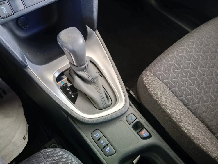 16 - Toyota Yaris Cross TOYOTA Yaris Cross 1.5 Hybrid 5p. E-CVT Trend