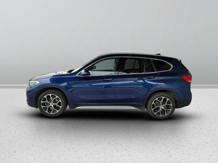 3 - BMW X1 X1 sdrive16d xLine auto