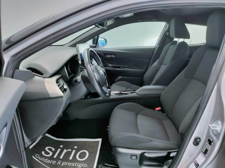 10 - Toyota C-HR C-HR 1.8h Trend 2wd e-cvt