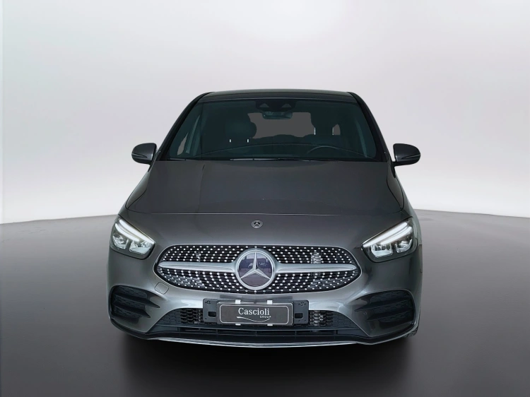 2 - Mercedes-Benz Classe B 180 Premium auto