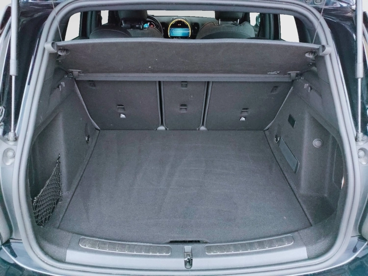 5 - MINI Countryman Mini Countryman 1.5 Cooper SE Essential all4 auto