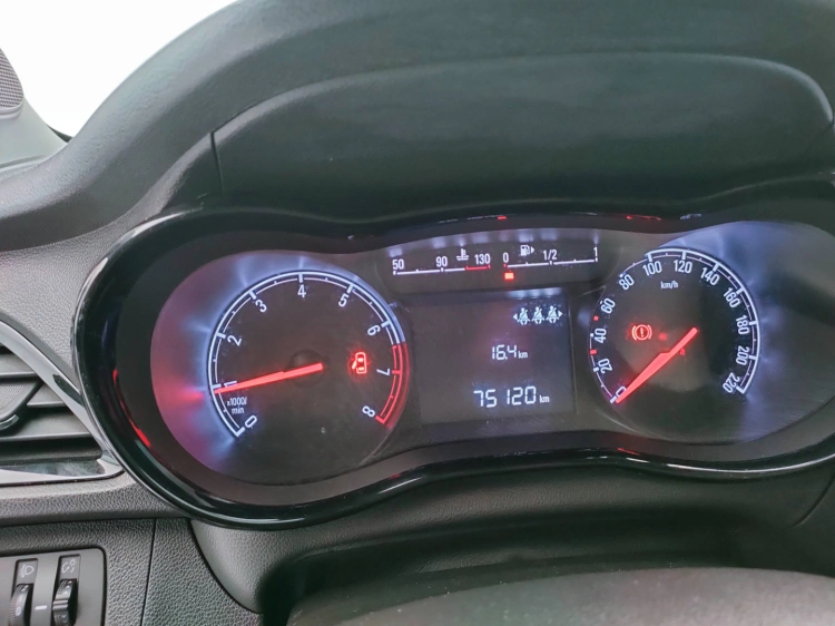 13 - Opel Karl Karl 1.0 Rocks 75cv