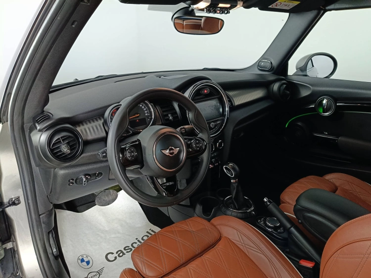 7 - MINI Cooper Mini Cabrio 1.5 Cooper D Hype auto