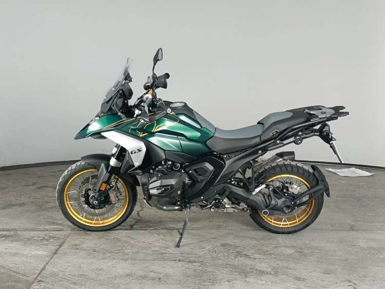 6 - BMW Motorrad GS R 1300 GS Option 719 Tramuntana my24