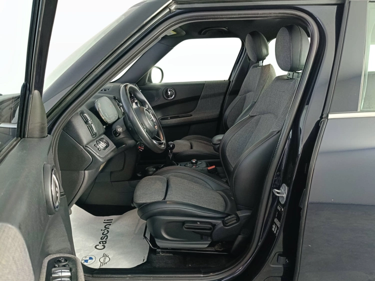 8 - MINI Countryman Mini Countryman 1.5 One D Northwood Edition