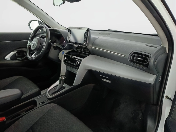 10 - Toyota Yaris Cross Yaris Cross 1.5h Business fwd 116cv e-cvt