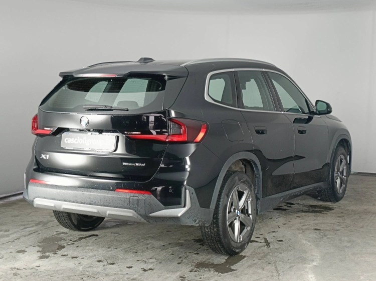4 - BMW X1 X1 sdrive18d Edition Essence auto