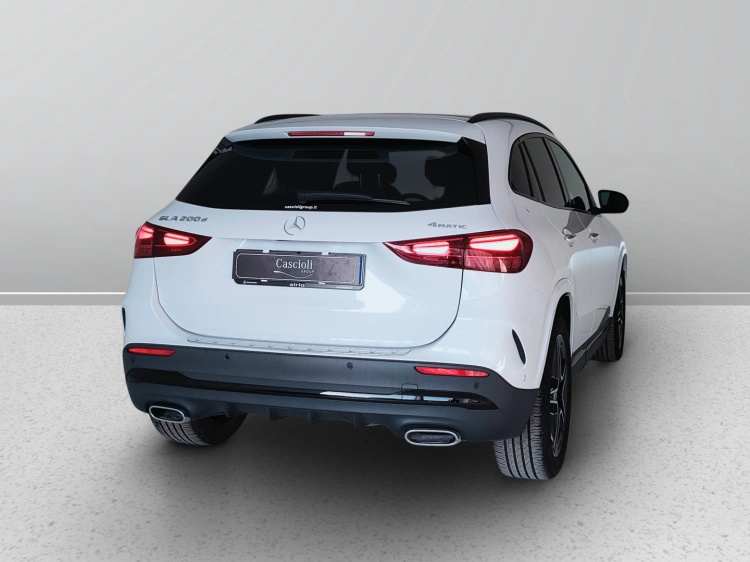 6 - Mercedes-Benz GLA 200 d AMG Line Advanced Plus 4matic auto