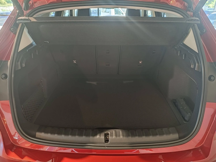 11 - BMW X1 BMW X1 sDrive18d
