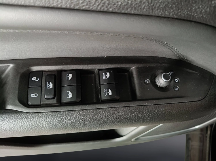 17 - Jeep Compass Compass 1.6 mjt Limited 2wd 130cv