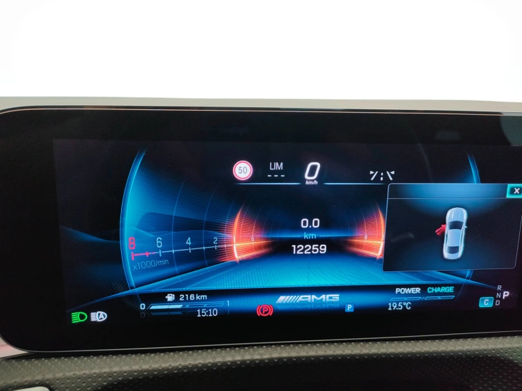 16 - Mercedes AMG CLA Mercedes-AMG CLA 35 4Matic Coupé