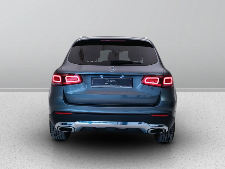 4 - Mercedes-Benz GLC 220 d Business 4matic auto