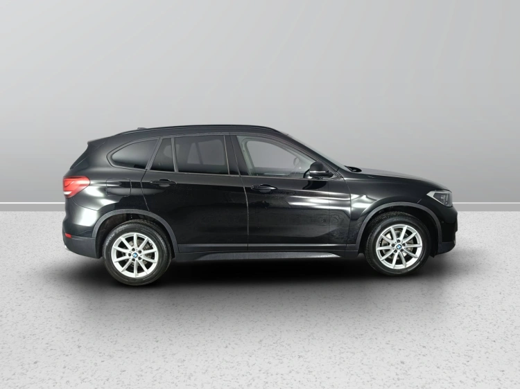 3 - BMW X1 X1 sdrive18d Advantage auto