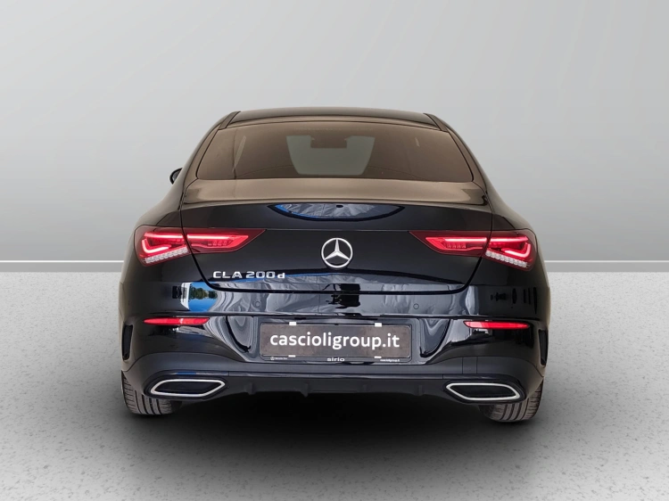 4 - Mercedes-Benz CLA Coupe 200 d Premium auto