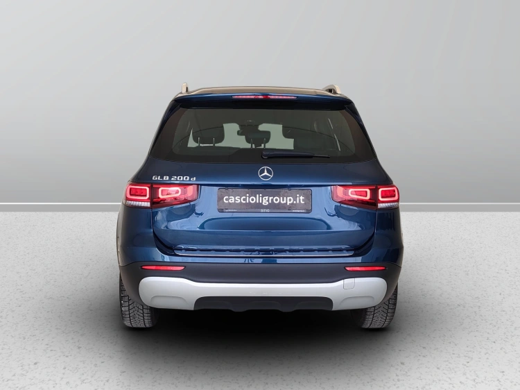 5 - Mercedes-Benz GLB 200 d Sport auto 7p.ti