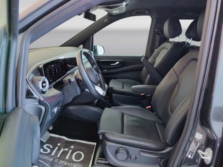10 - Mercedes-Benz Classe V Long 300 d Avantgarde 4matic auto