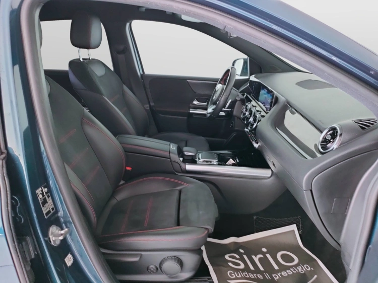 18 - Mercedes-Benz Classe B 180 d Premium auto