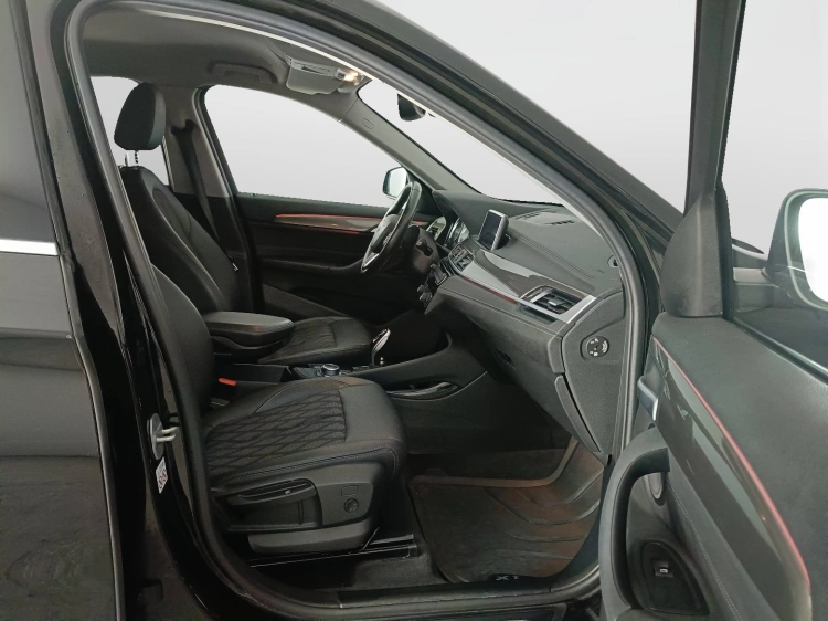 11 - BMW X1 X1 xdrive18d xLine auto