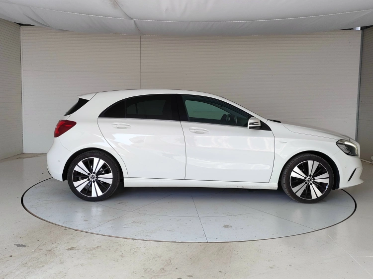 7 - Mercedes-Benz Classe A 180 d Sport Activity edition