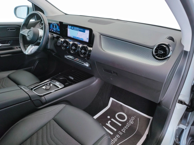 9 - Mercedes-Benz Classe B 180 Executive auto