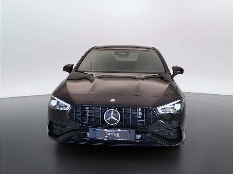 2 - Mercedes AMG CLA Mercedes-AMG CLA 35 4Matic Coupé