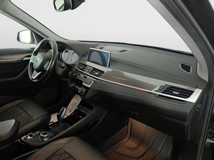 10 - BMW X1 X1 xdrive18d xLine auto