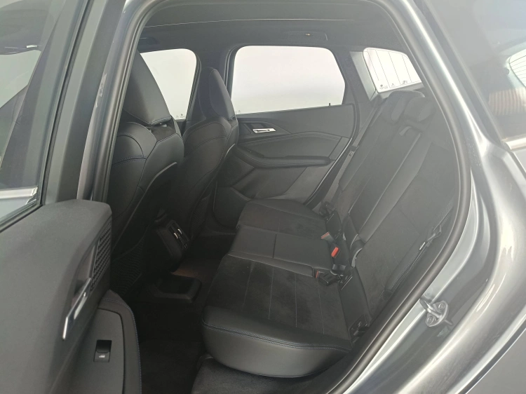 10 - BMW Serie 2 220i Active Tourer mhev 48V Msport auto