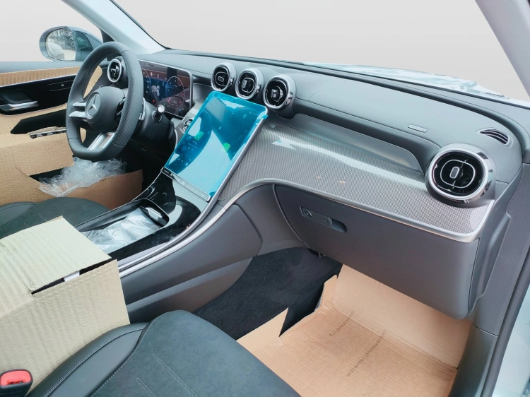 8 - Mercedes-Benz GLC 220 d 4MATIC