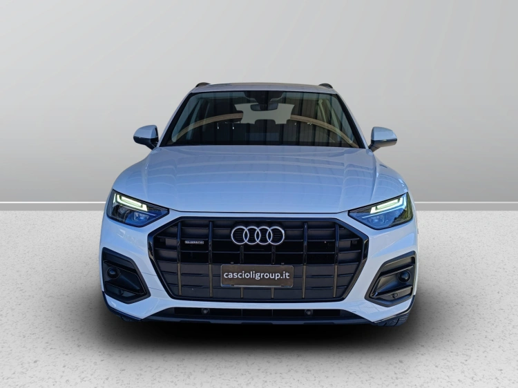 2 - Audi Q5 Audi Q5  40 2.0 tdi mhev 12v business advanced quattro s-tro