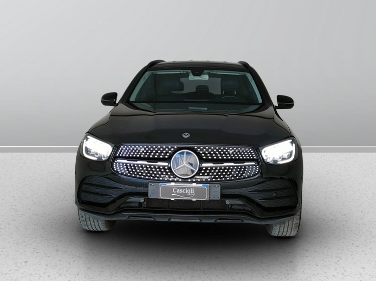 2 - Mercedes-Benz GLC 220 d Premium 4matic auto