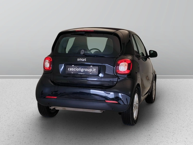 6 - smart fortwo Fortwo 1.0 Youngster 71cv twinamic