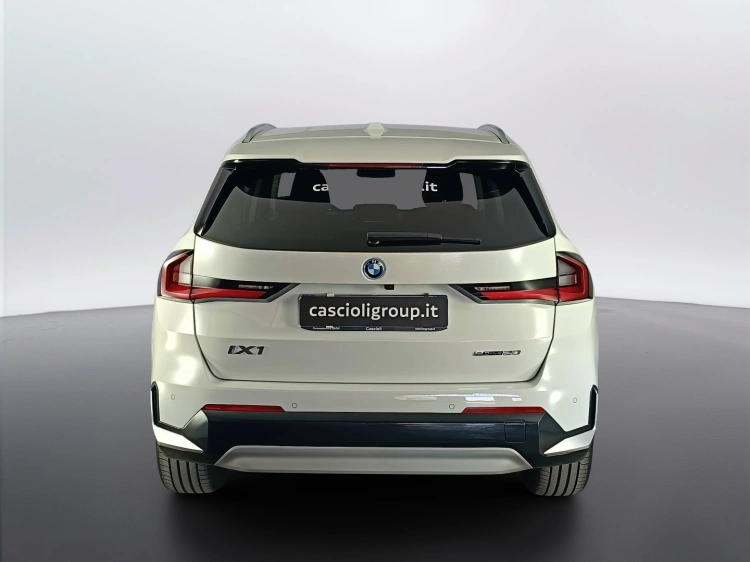 4 - BMW iX1 BMW iX1 eDrive20-Special Edition