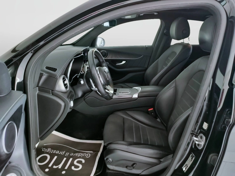 19 - Mercedes-Benz GLC Coupe 300 de phev Night Edition Plus 4matic auto