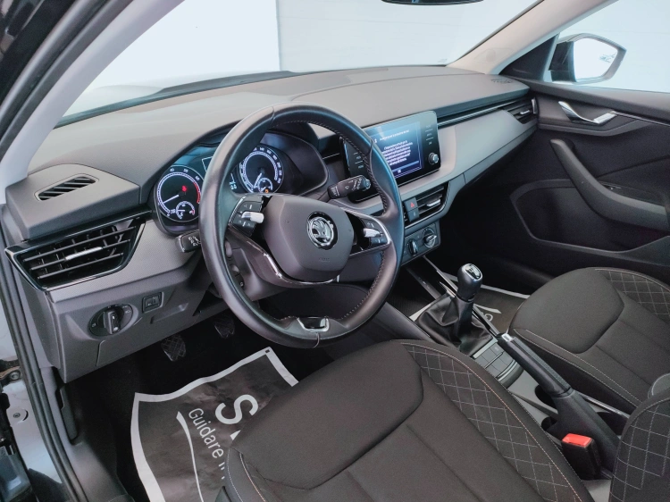 14 - Skoda Kamiq Kamiq 1.0 tsi Ambition 110cv