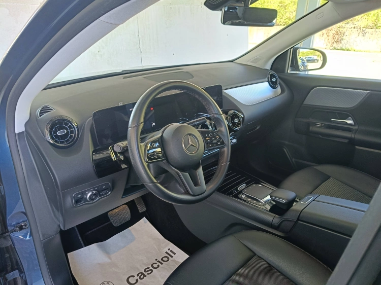 7 - Mercedes-Benz GLA 180 d Sport Plus auto