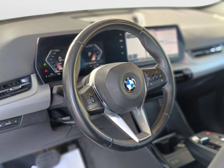 14 - BMW X1 X1 sdrive18d X-Line auto