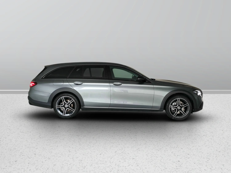 7 - Mercedes-Benz Classe E SW All-Terrain 220 d Premium Plus 4matic auto my20