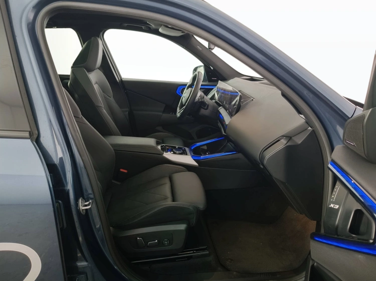 12 - BMW X3 X3 xDrive20d