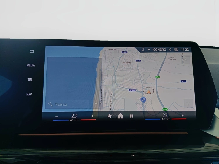 13 - BMW iX1 BMW iX1 eDrive20-Special Edition