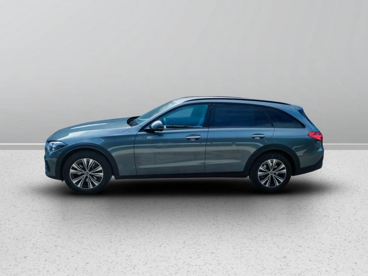 3 - Mercedes-Benz Classe C 220 d 4MATIC All Terrain